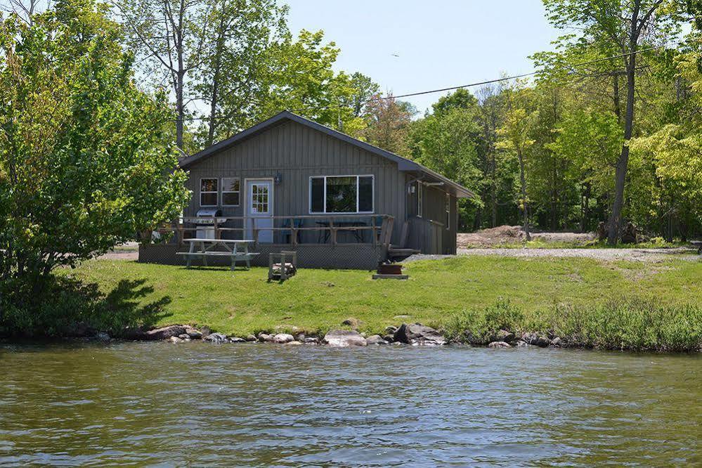 Birchland Cottages Iron Bridge 外观 照片