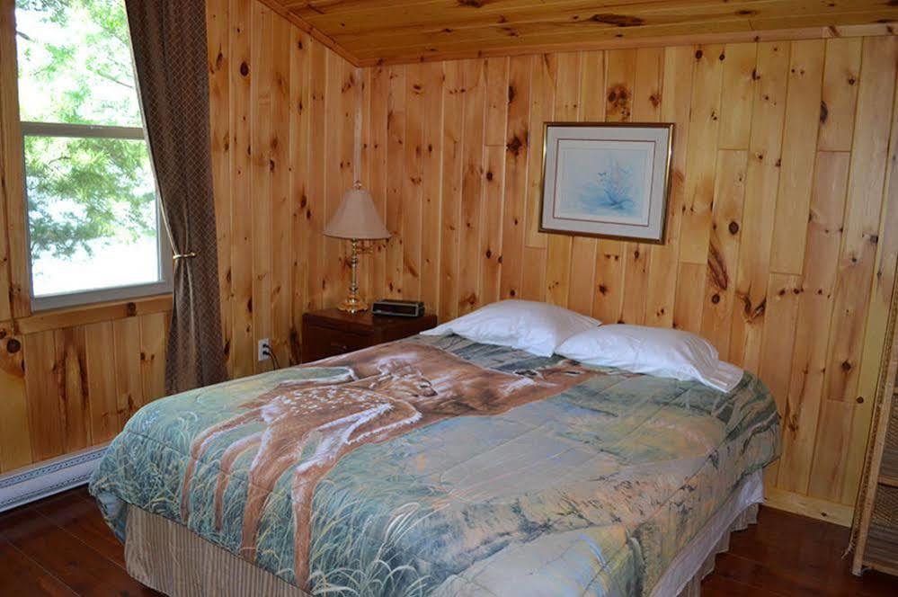 Birchland Cottages Iron Bridge 外观 照片